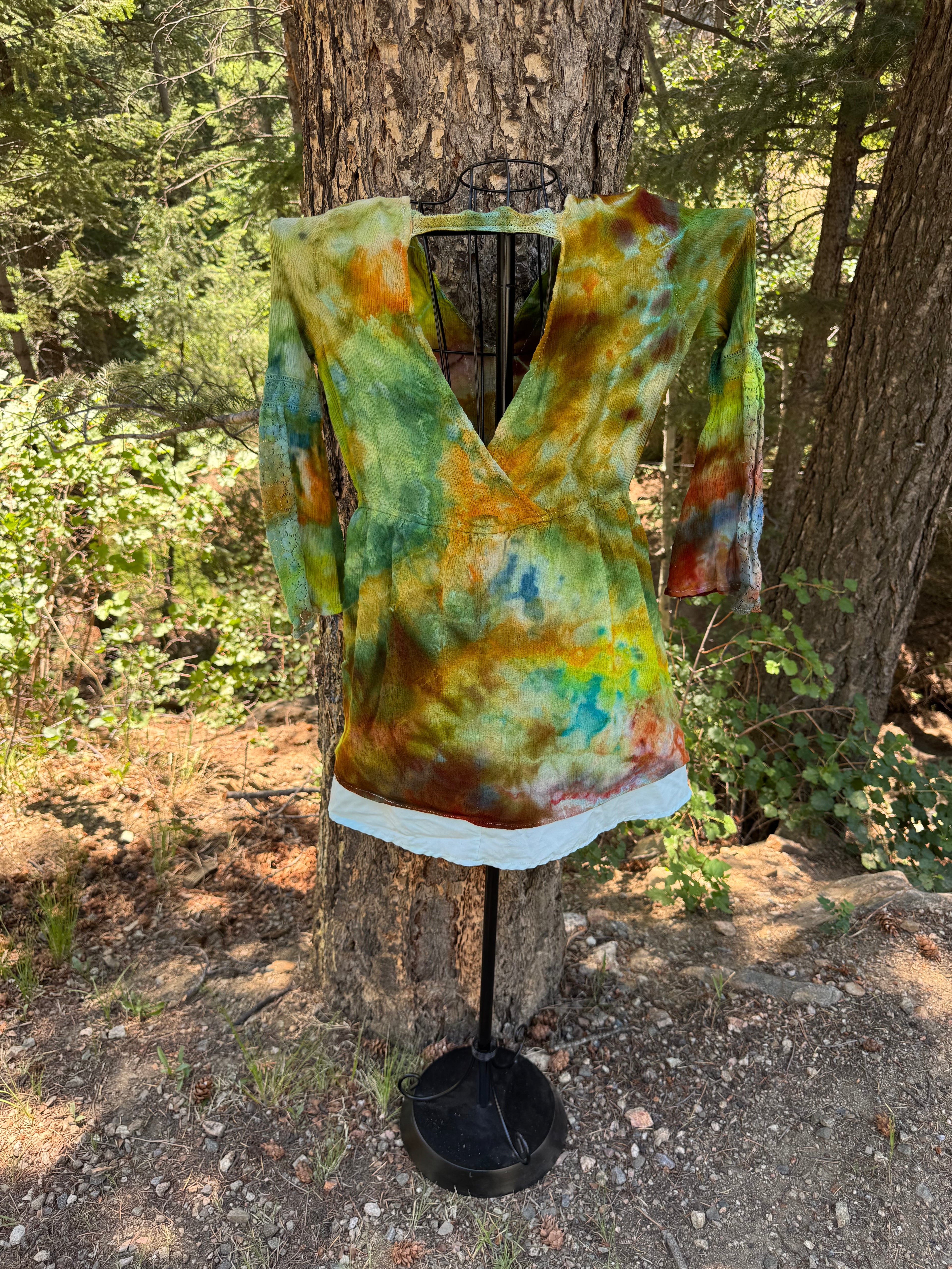 Long Sleeve - Green Burst - Large