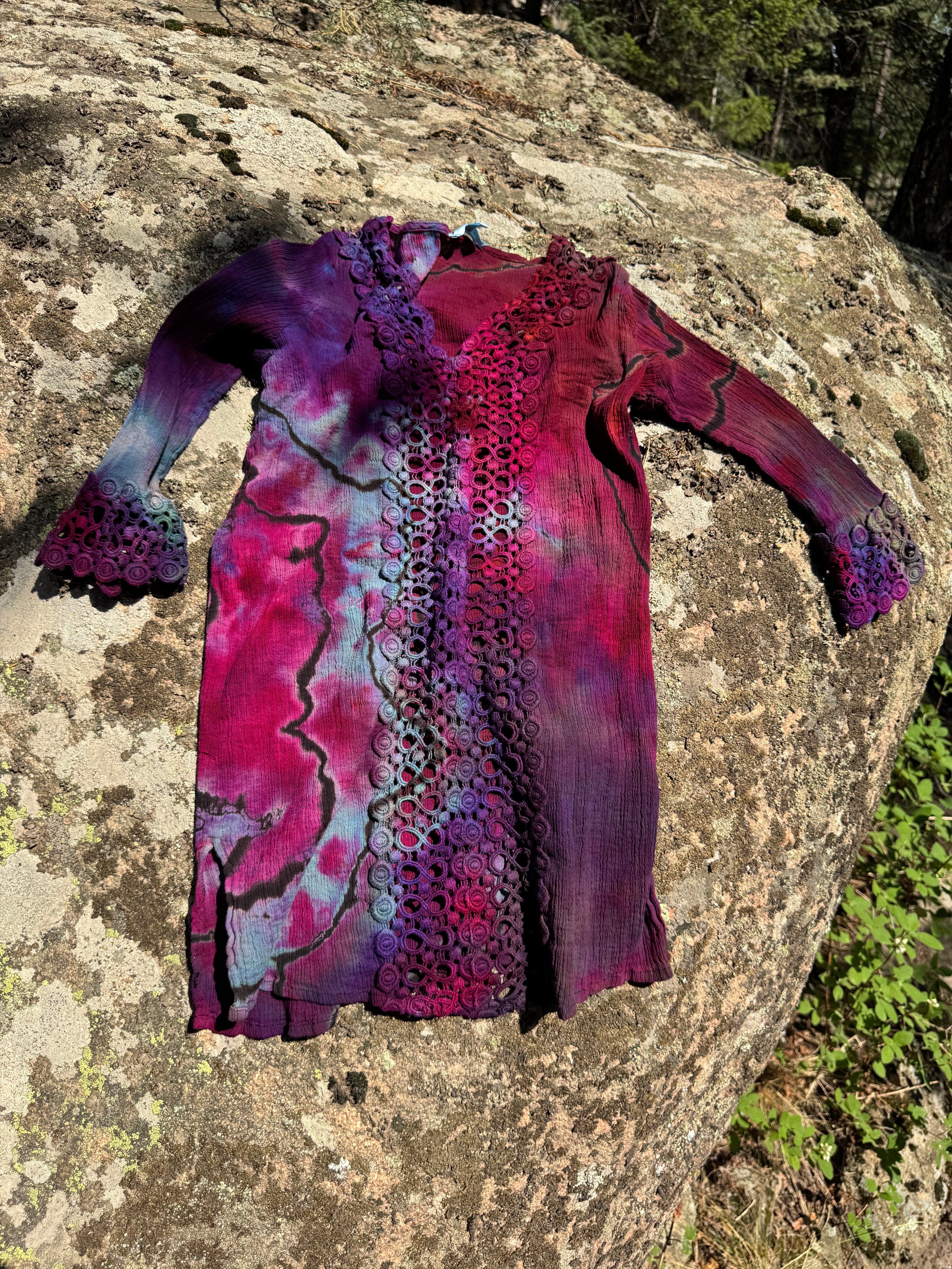Geode Patterned Swimsuit Cover - MEDIUM